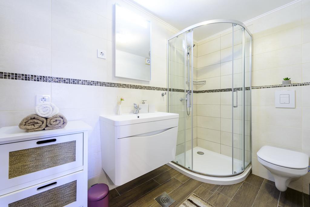 Apartment Mistral - Cosy Apartment With Sea View مولونات المظهر الخارجي الصورة